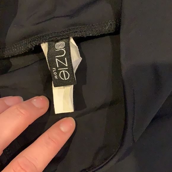 Onzie compression workout tights - Picture 4 of 4